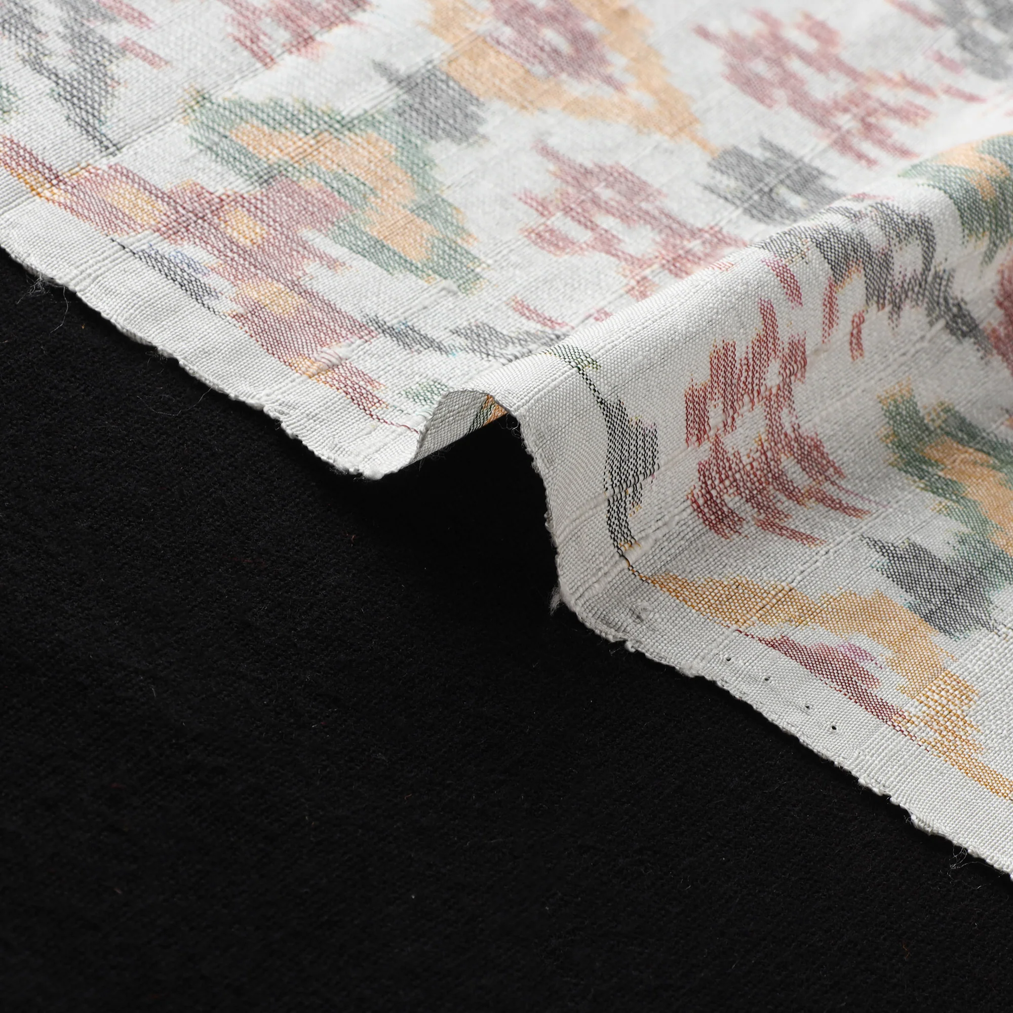 White - Pochampally Ikat Pure Handloom Raw Silk Fabric 04 - Image 4