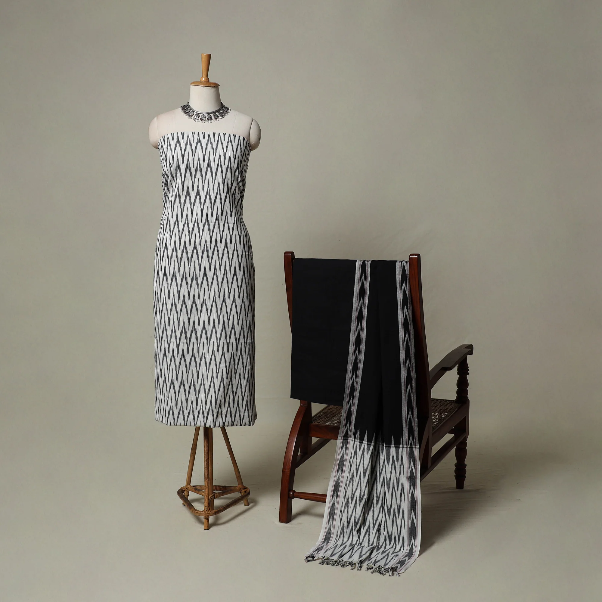 White - Pochampally Ikat Weave 3pc Cotton Unstitched Dress Material Suit Set 08 - Image 2