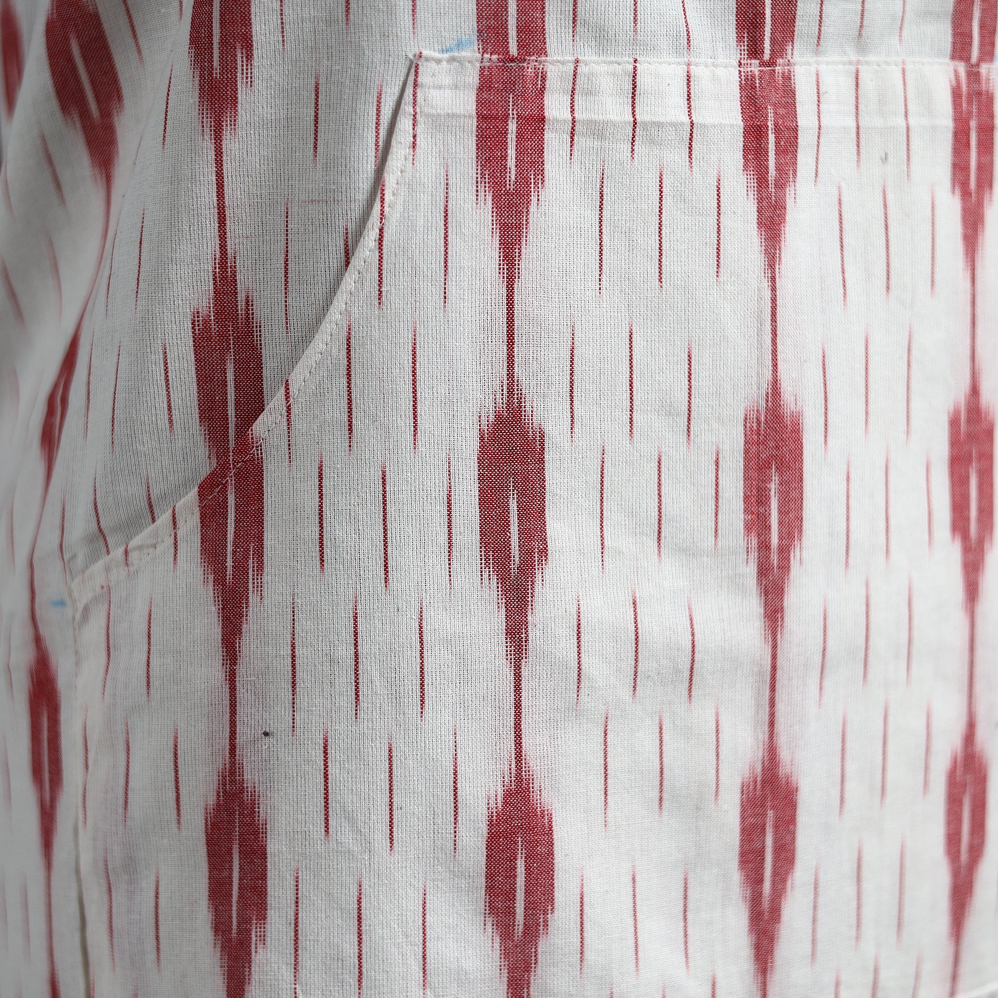White - Pochampally Ikat Weave Cotton Apron with Pocket 30 - Image 3