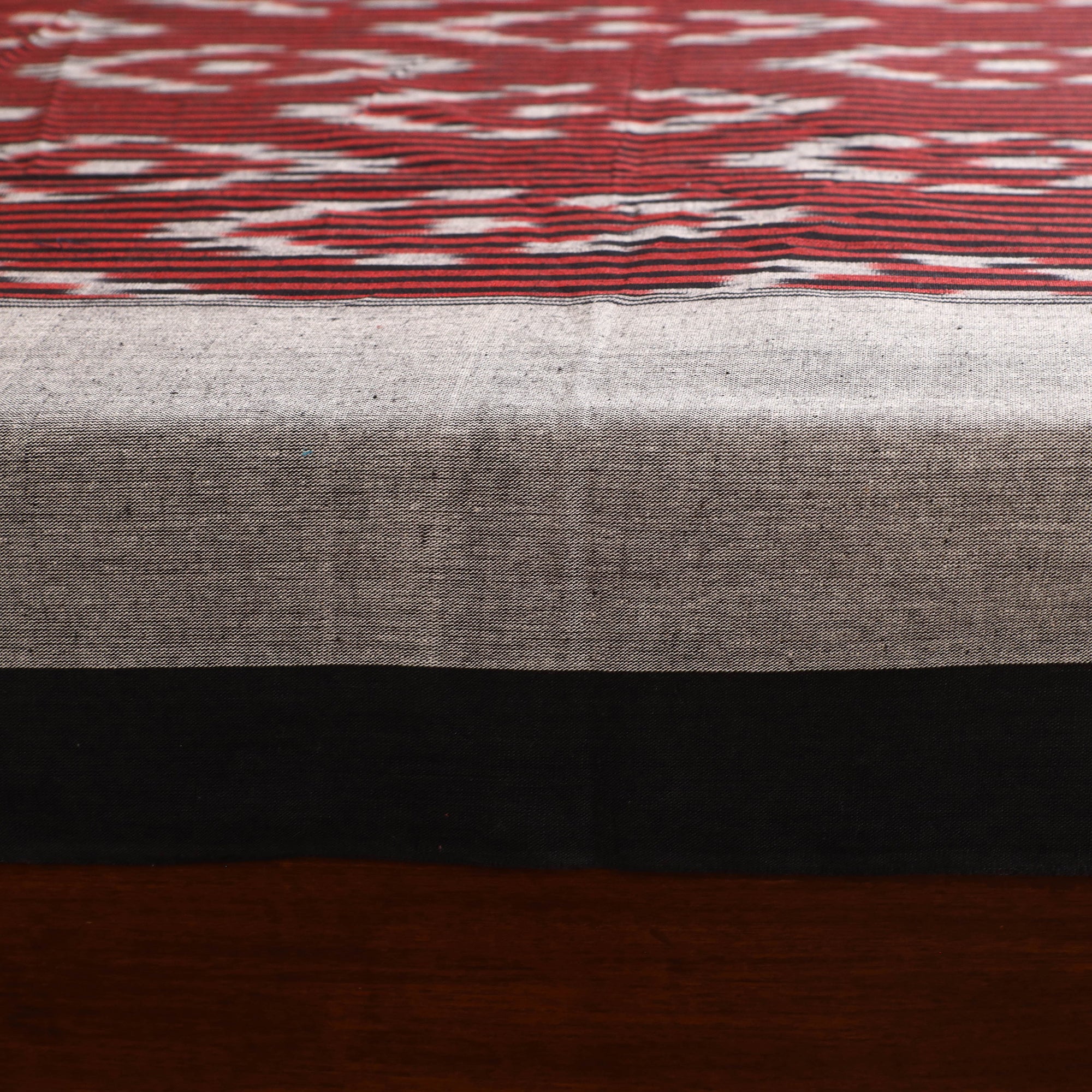Pochampally Ikat Weave Cotton Single Bedsheet (90 x 60 in) 09 - Image 4