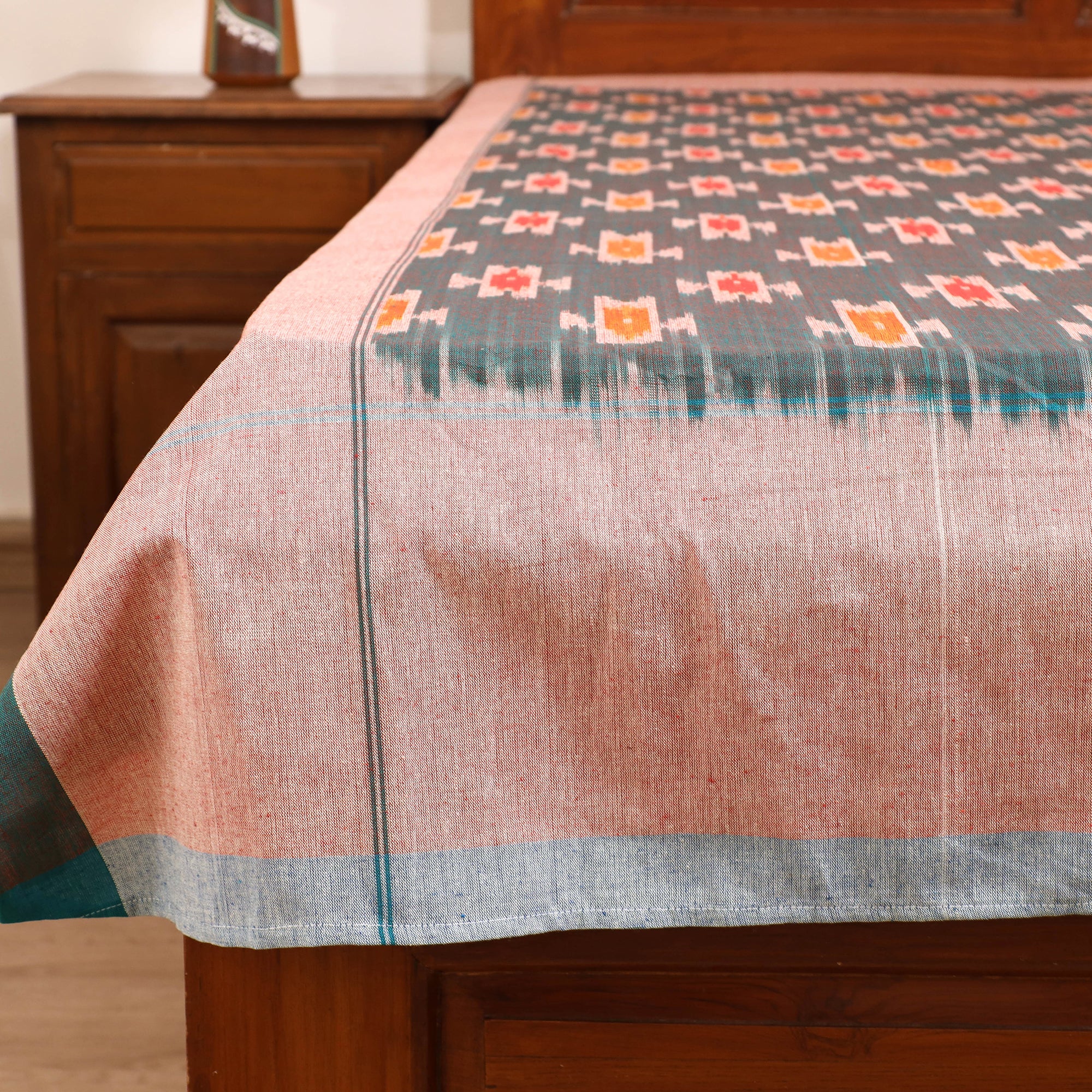 Pochampally Ikat Weave Cotton Single Bedsheet (90 x 60 in) 15 - Image 3