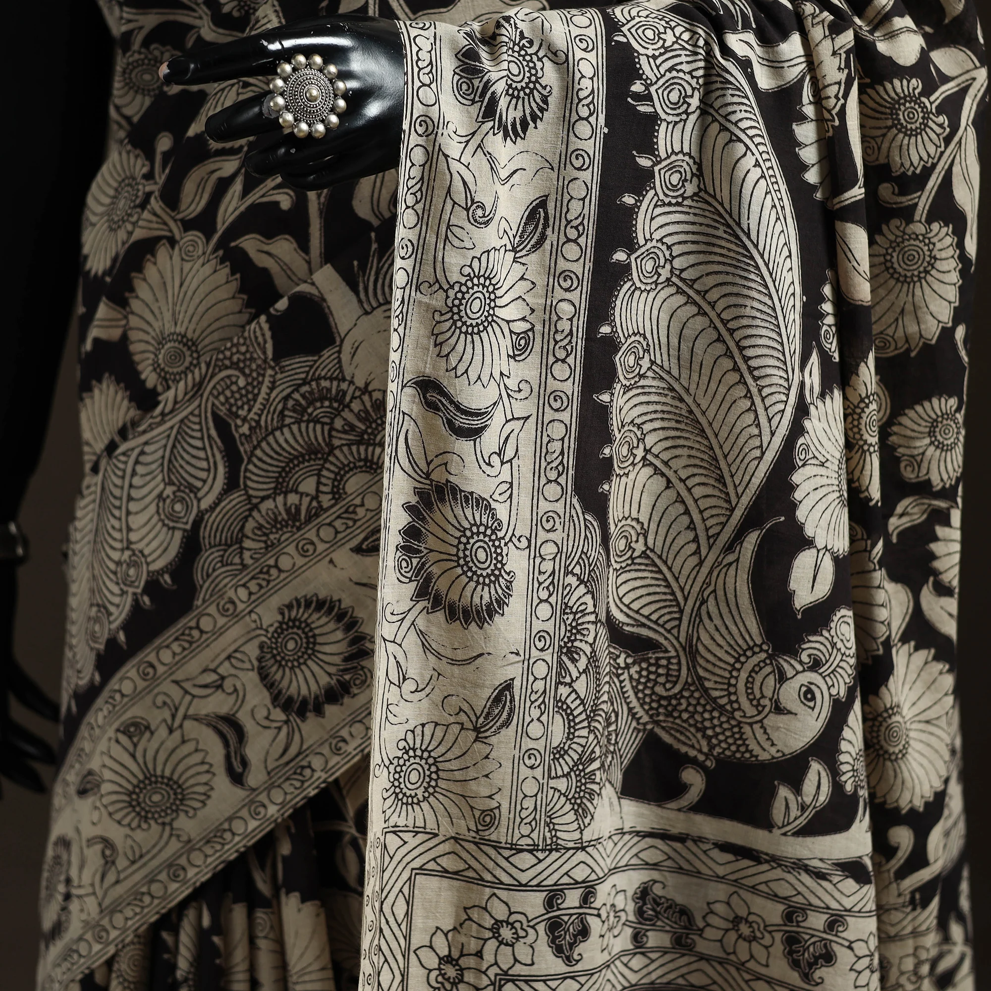 Printed Cotton Kalamkari Saree 03 - Image 3