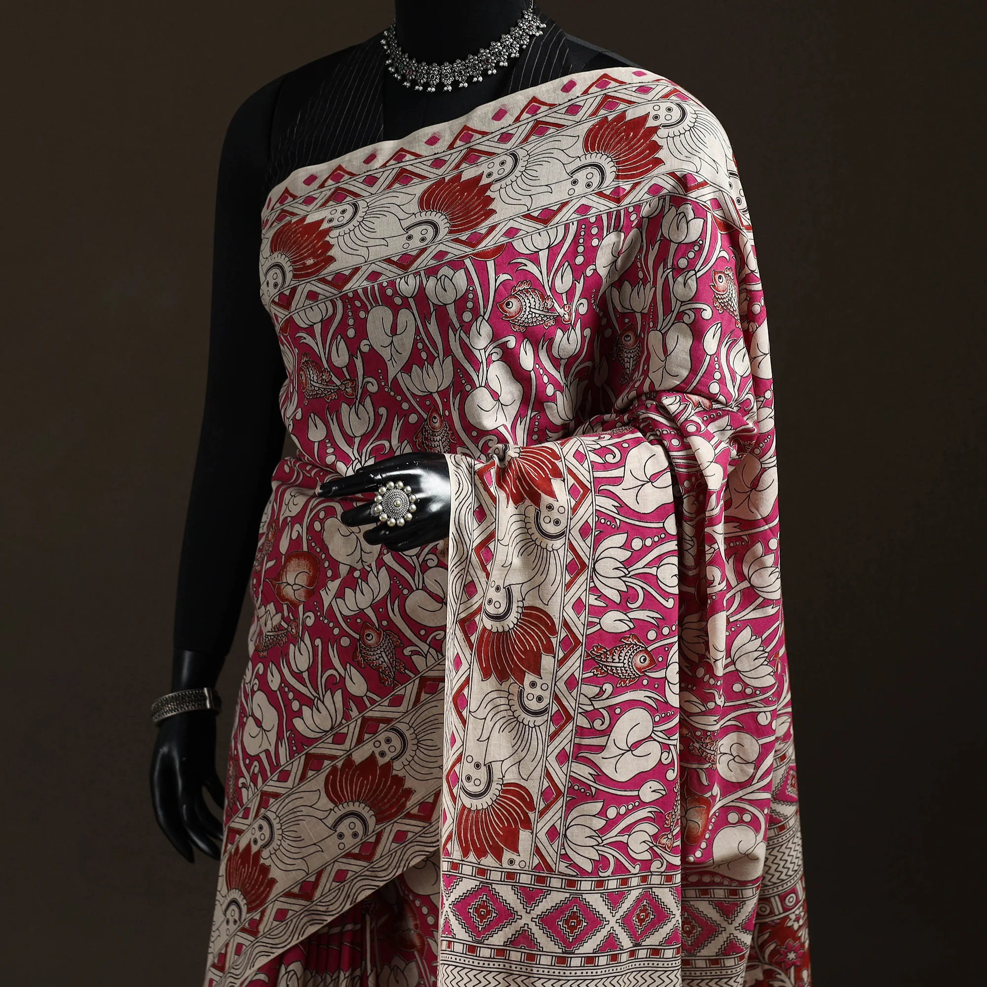 Printed Cotton Kalamkari Saree 04 - Image 2