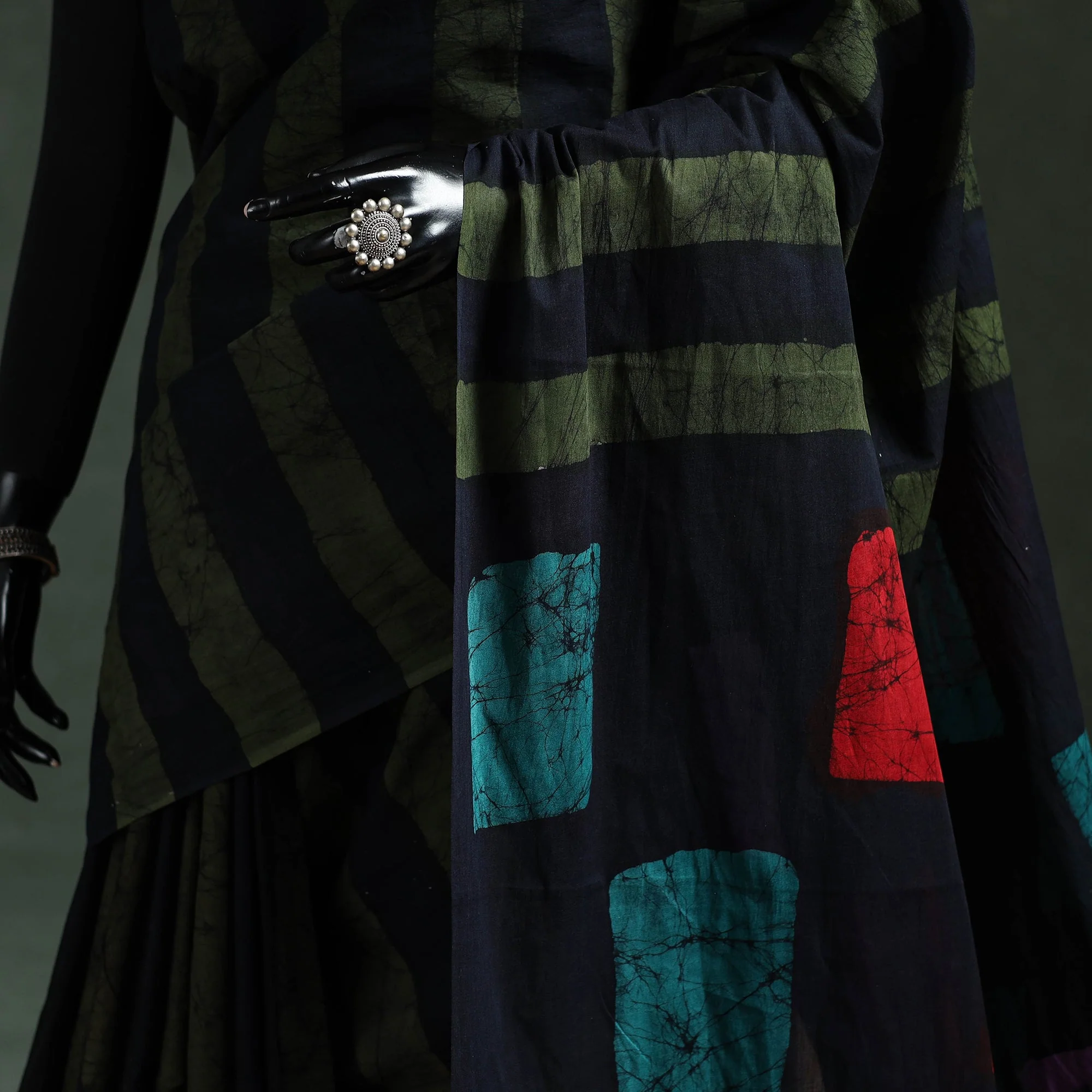Multicolor - Pure Mul Cotton Hand Block Batik Print Saree 18 - Image 3