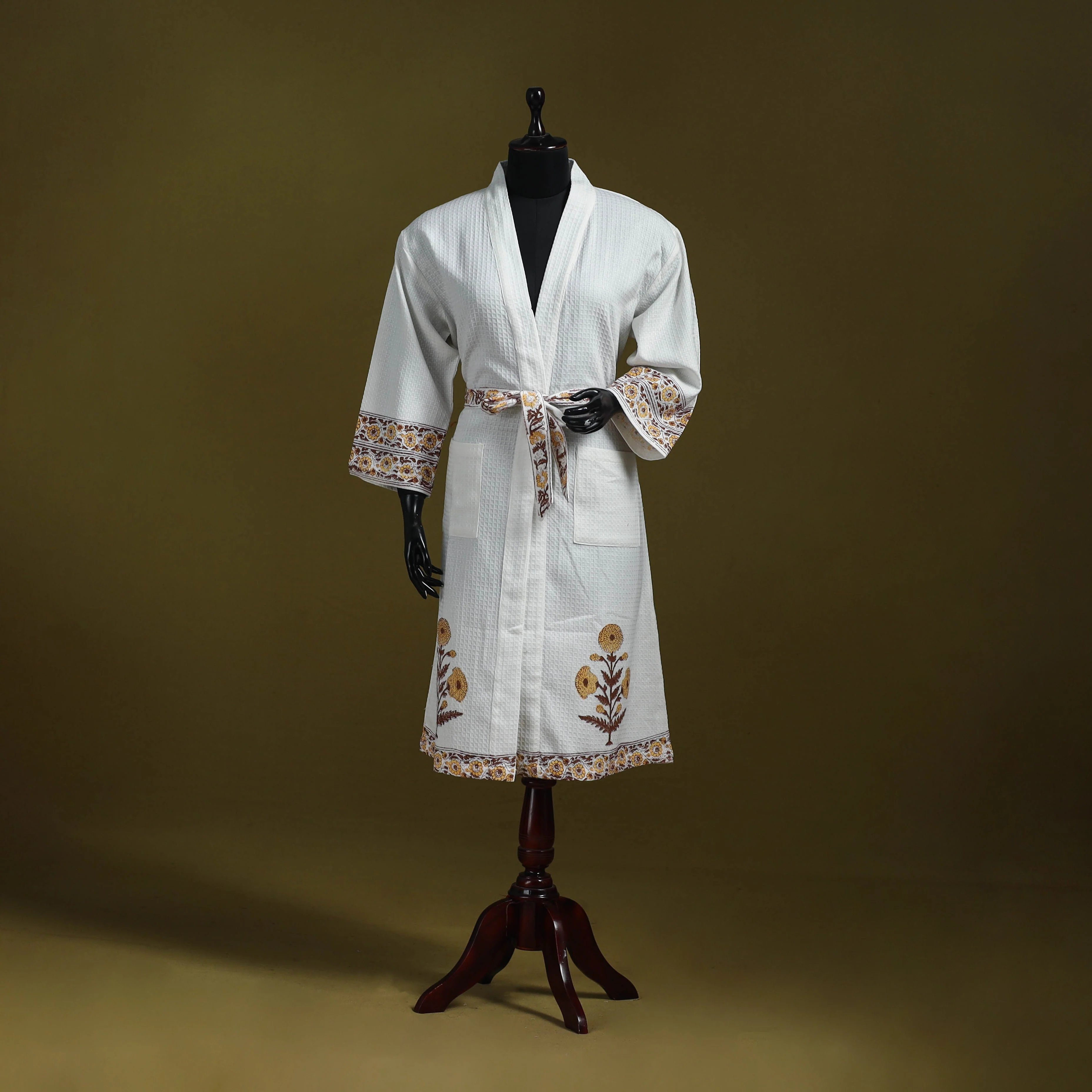 White - Sanganeri Block Print Waffle Weave Handwoven Bath Robe 18