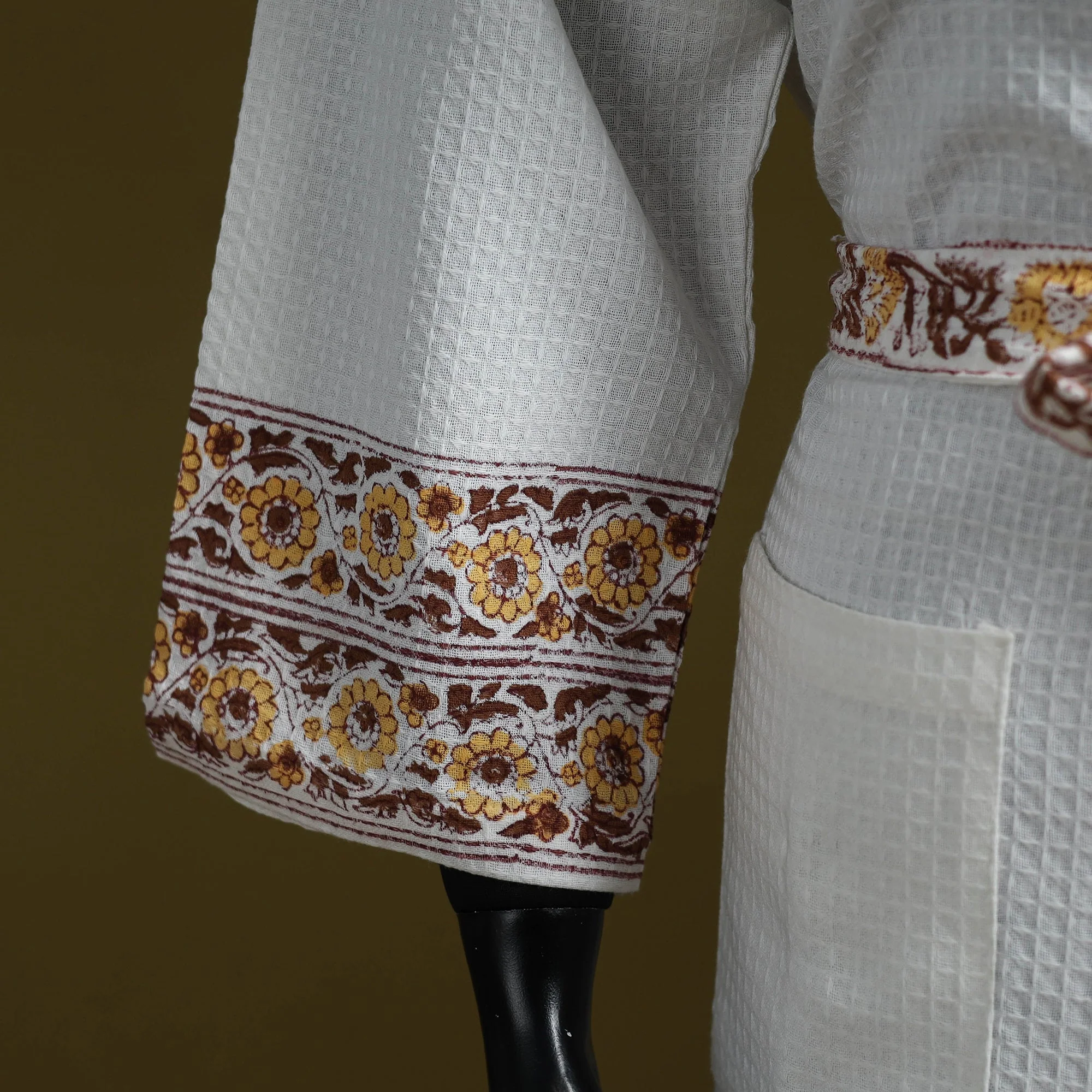 White - Sanganeri Block Print Waffle Weave Handwoven Bath Robe 18 - Image 3