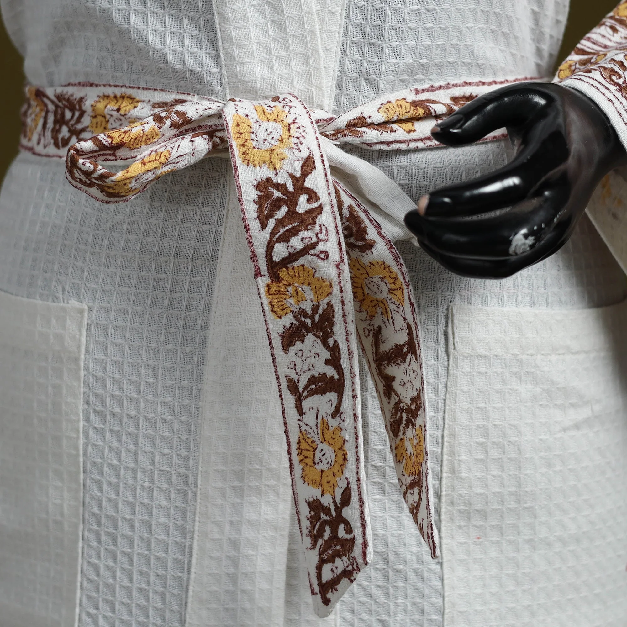 White - Sanganeri Block Print Waffle Weave Handwoven Bath Robe 18 - Image 4