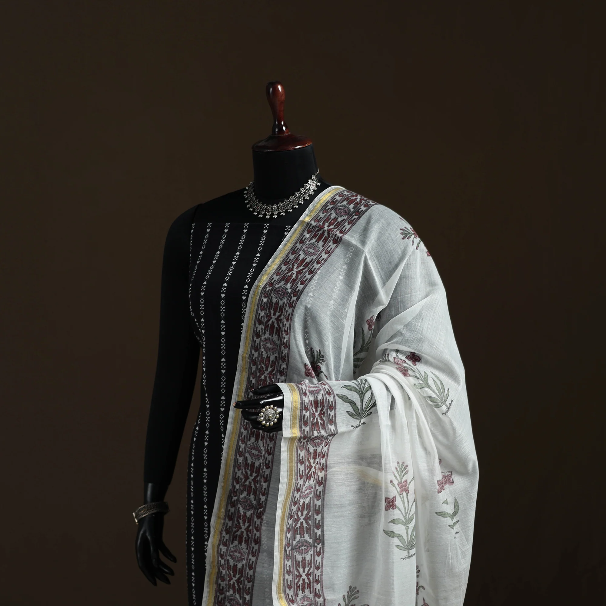 Sanganeri Hand Block Print Chanderi Silk Dupatta 53 - Image 2
