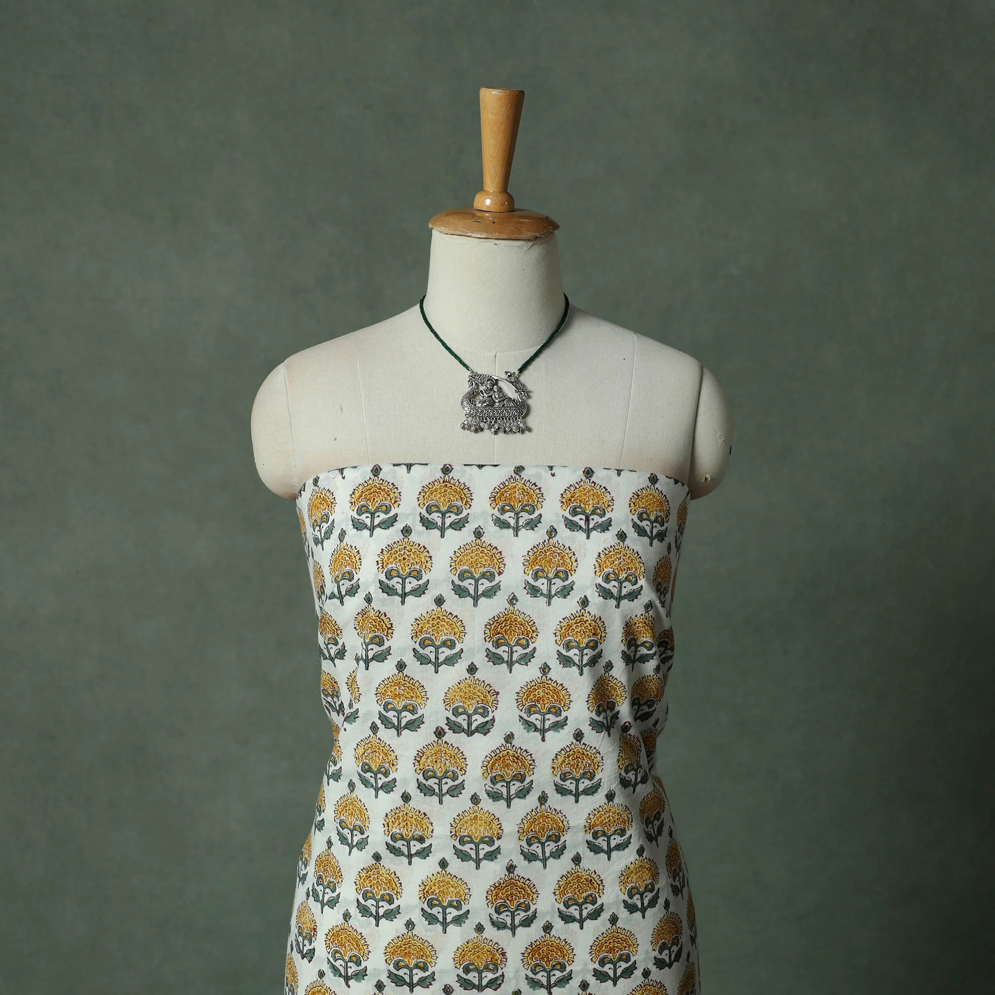 White - Sanganeri Hand Block Print Cotton 2pc Unstitched Dress Material Kurta Set with Jewellery 12 - Image 2