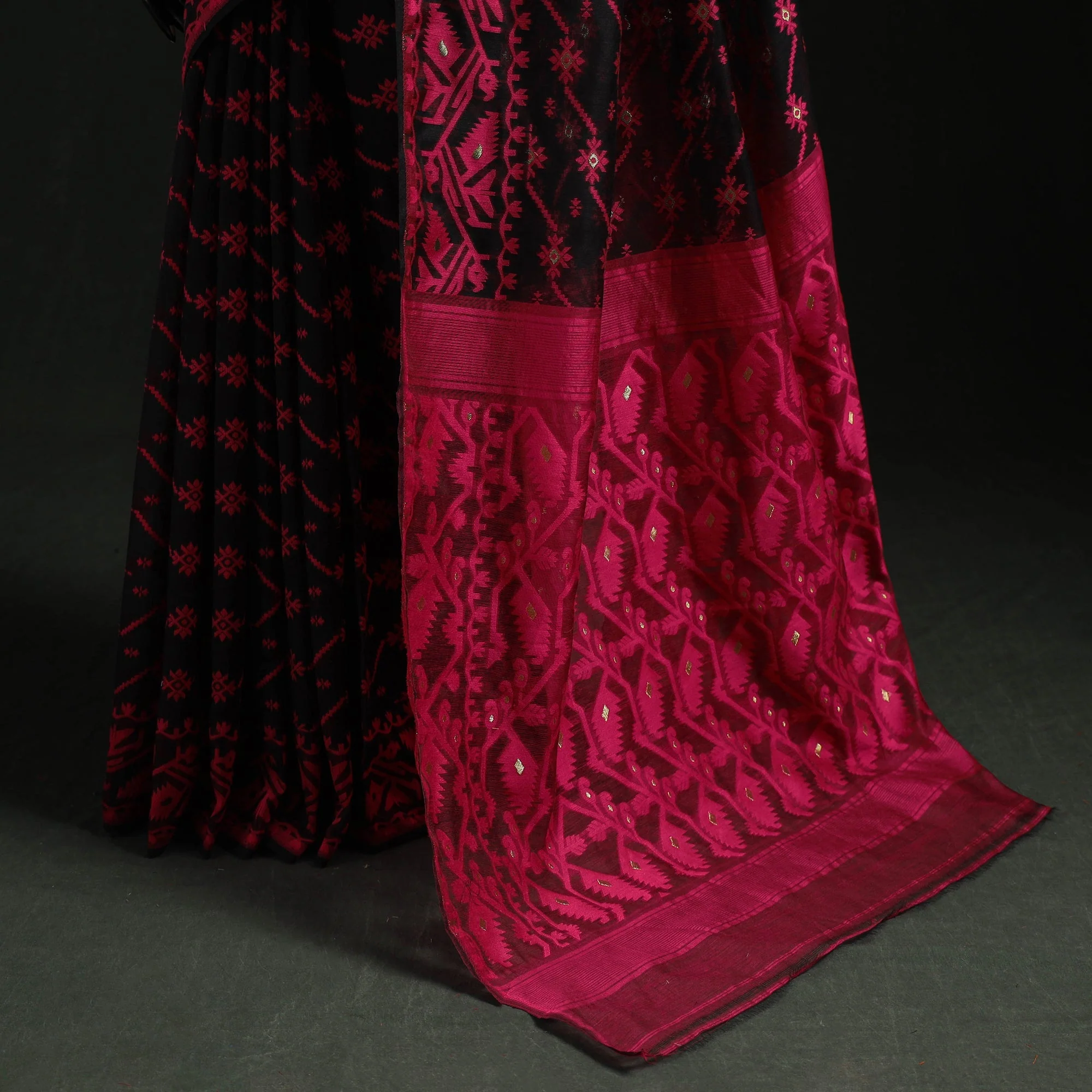 Pink - Silk Cotton Dhakai Jamdani Saree  06 - Image 4