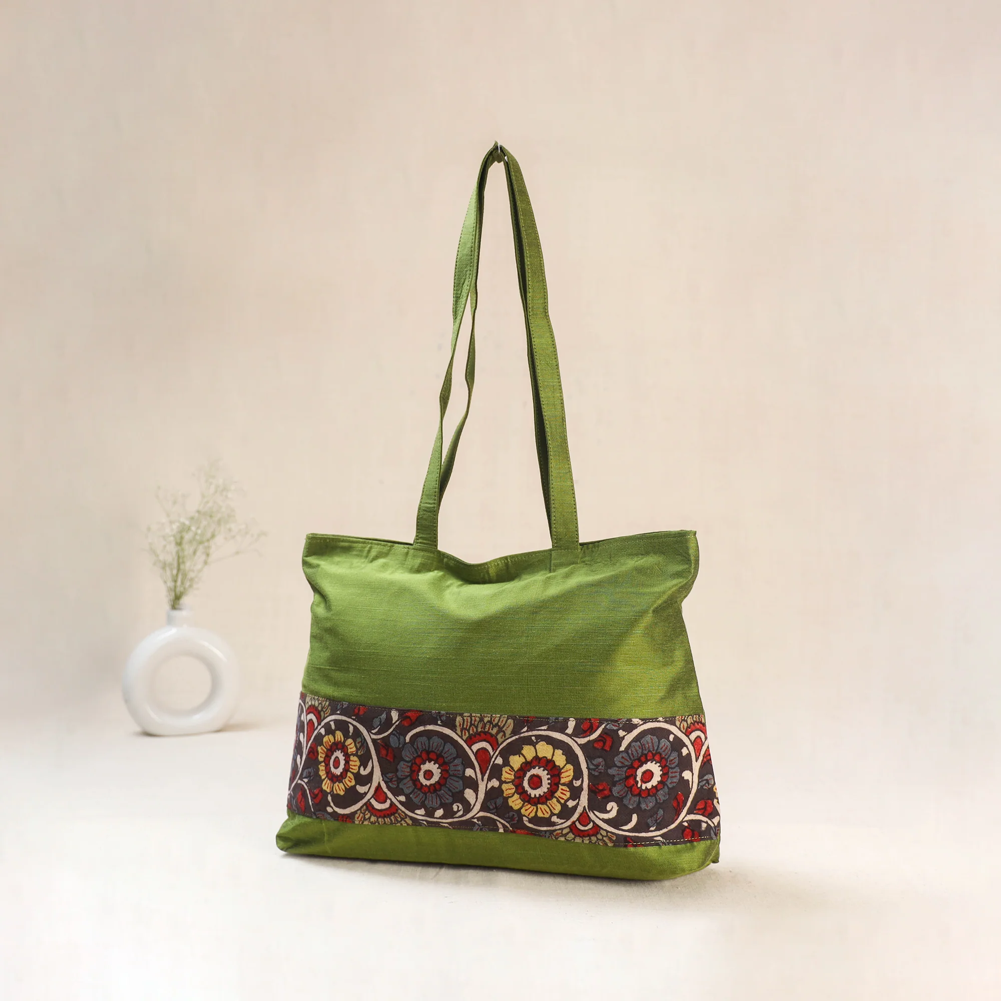 Green - Srikalahasti Kalamkari Handpainted Shoulder Bag 17 - Image 2