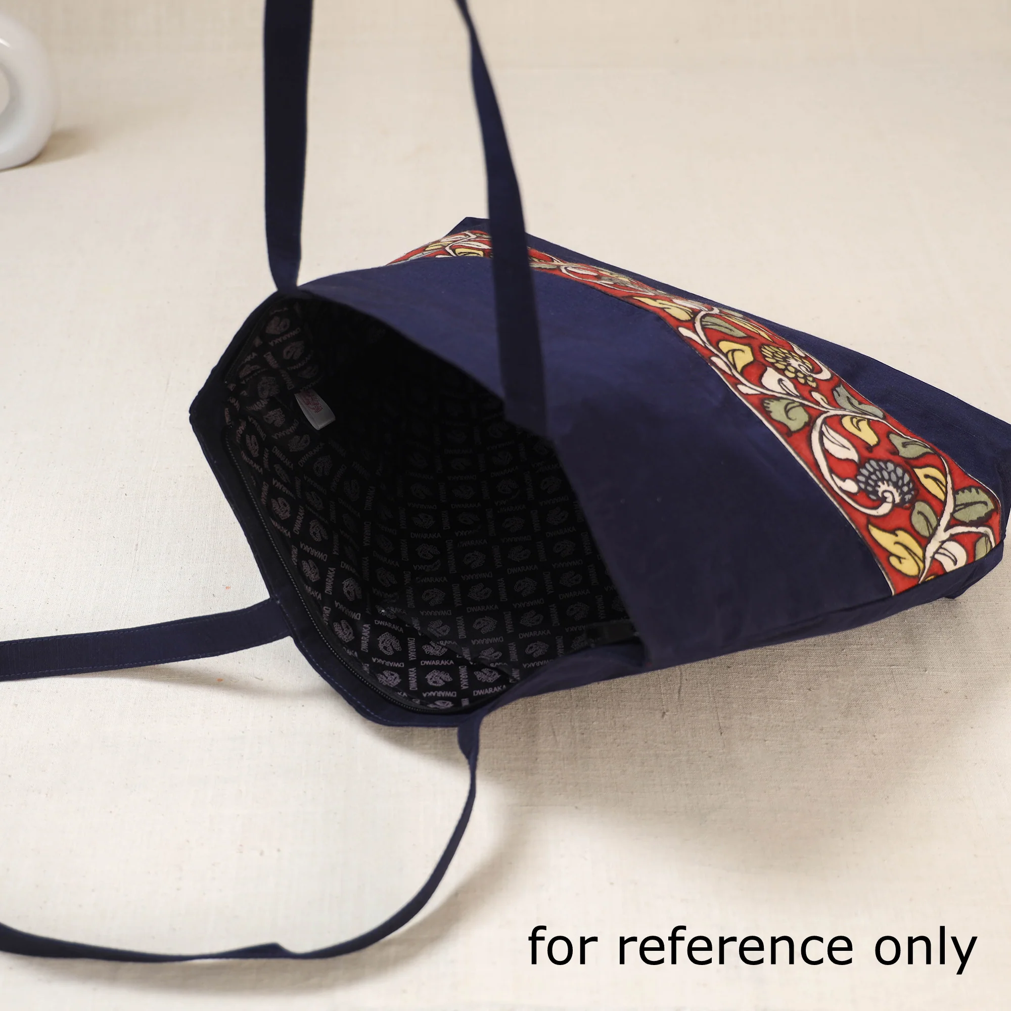 Green - Srikalahasti Kalamkari Handpainted Shoulder Bag 17 - Image 4