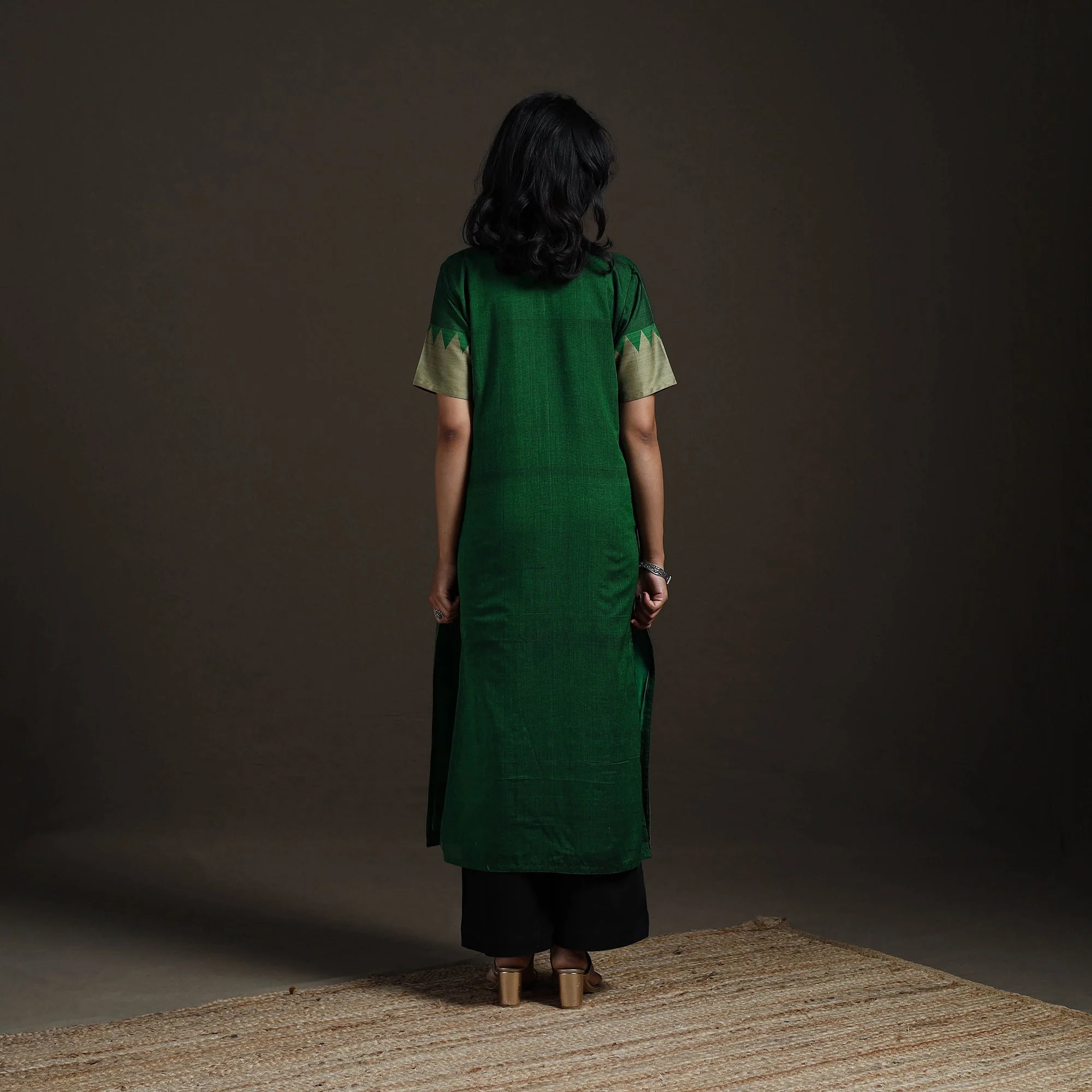Green - Straight Cotton Dharwad Kurta for women 12 - Image 4
