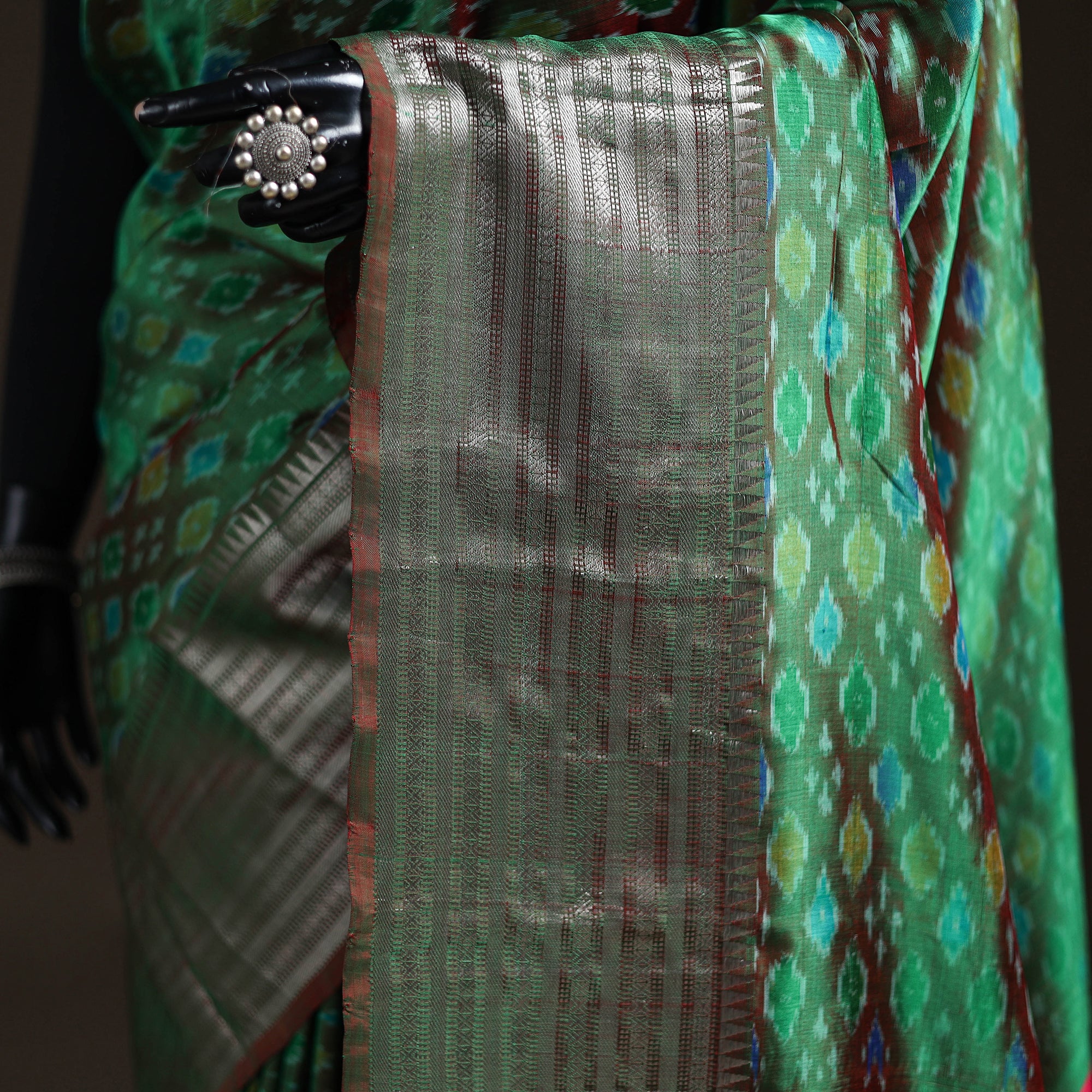 Green - Traditional Pochampally Ikat Handwoven Pure Silk Pattu Saree with Rudraksha Border 03 - Image 3