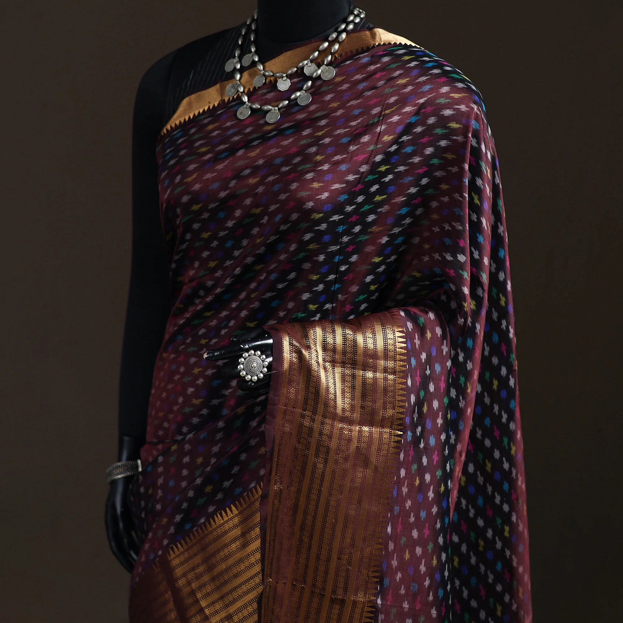 Purple - Traditional Pochampally Ikat Handwoven Pure Silk Pattu Saree with Rudraksha Border 20 - Image 2
