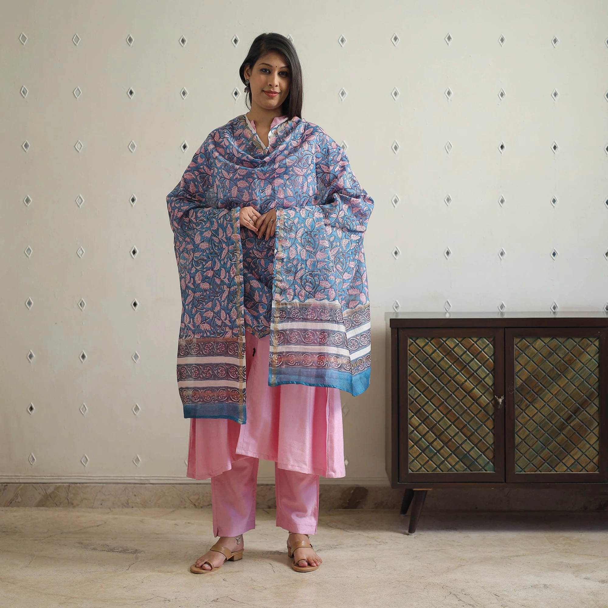 Pink - Tussar Silk Cotton Handloom Plain Kurta Set 15 - Image 3