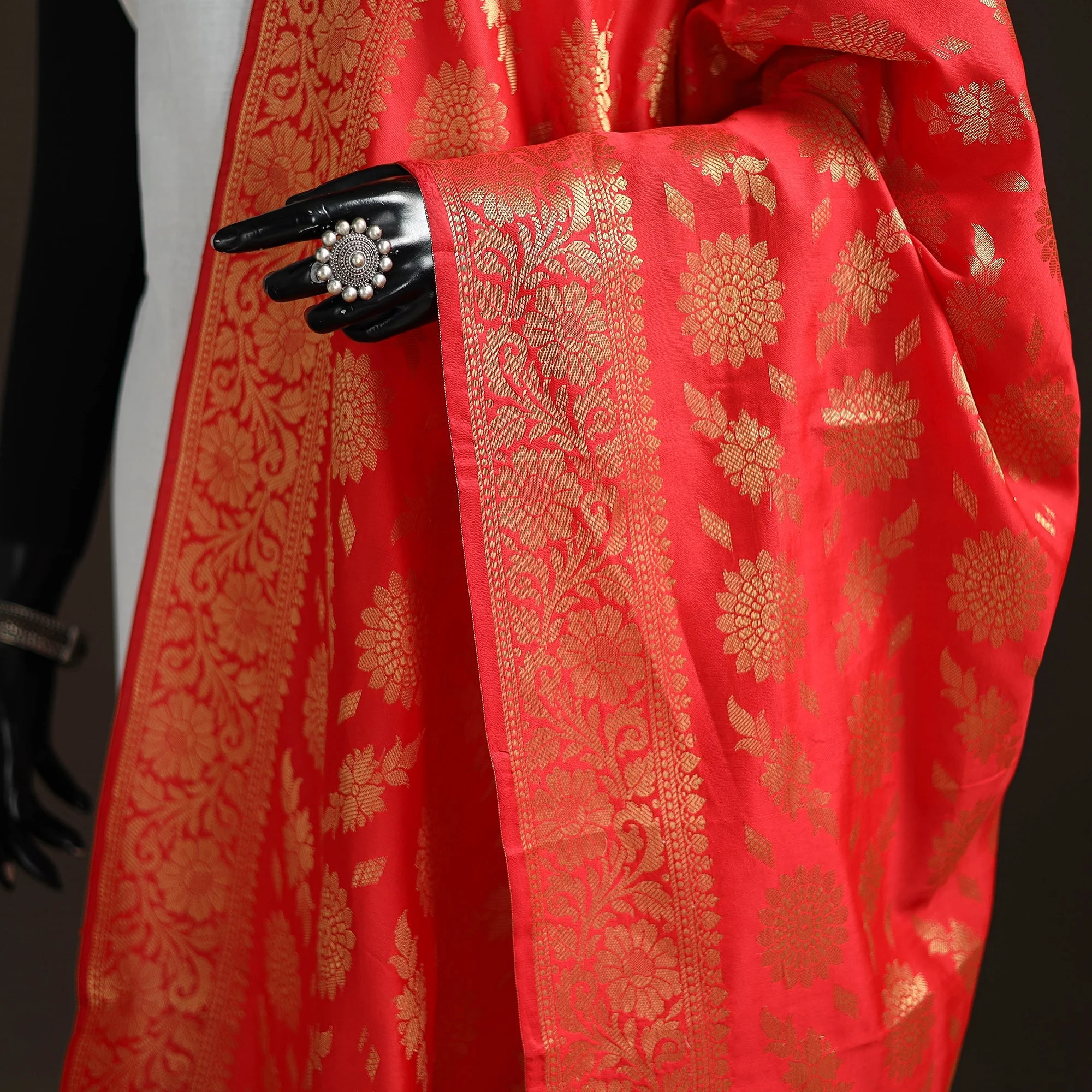 Red - Zari Work Banarasi Silk Dupatta 01 - Image 3