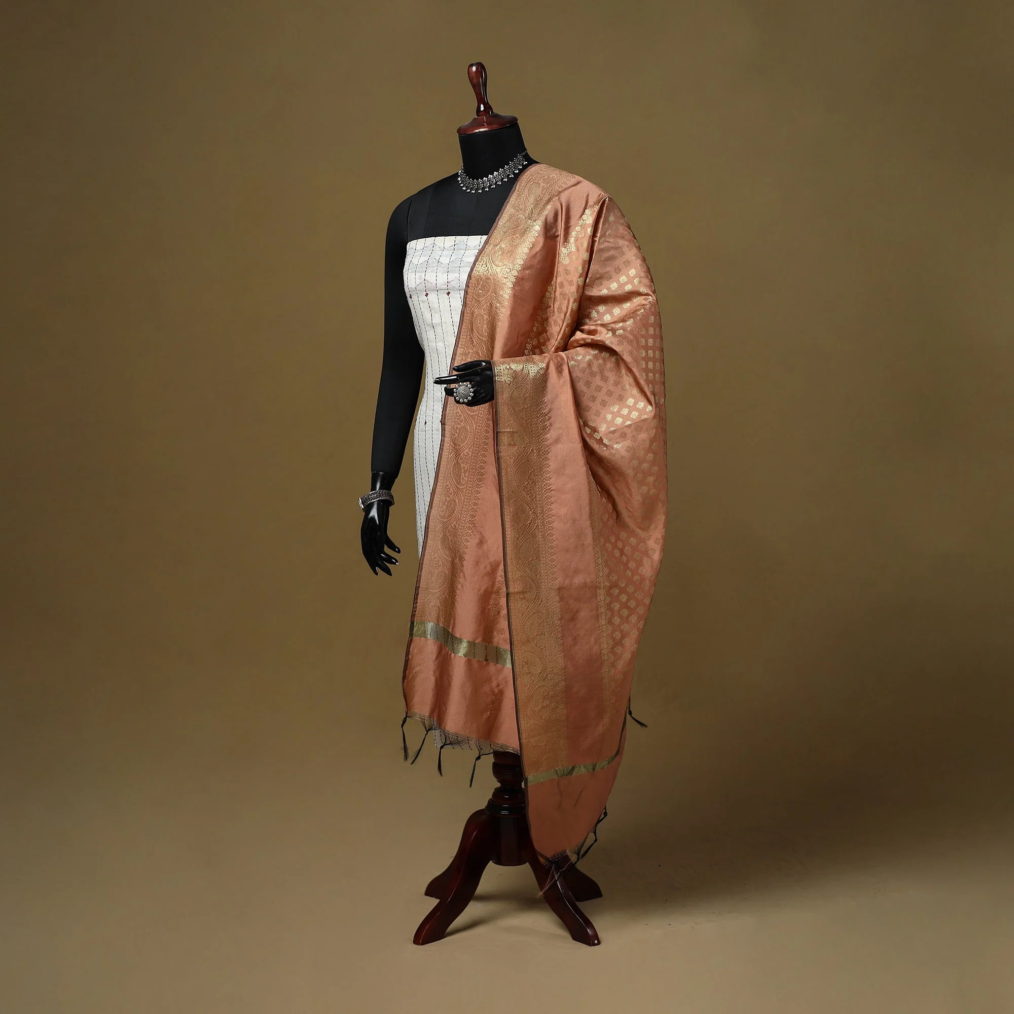 Zari Work Silk Banarasi Dupatta 15