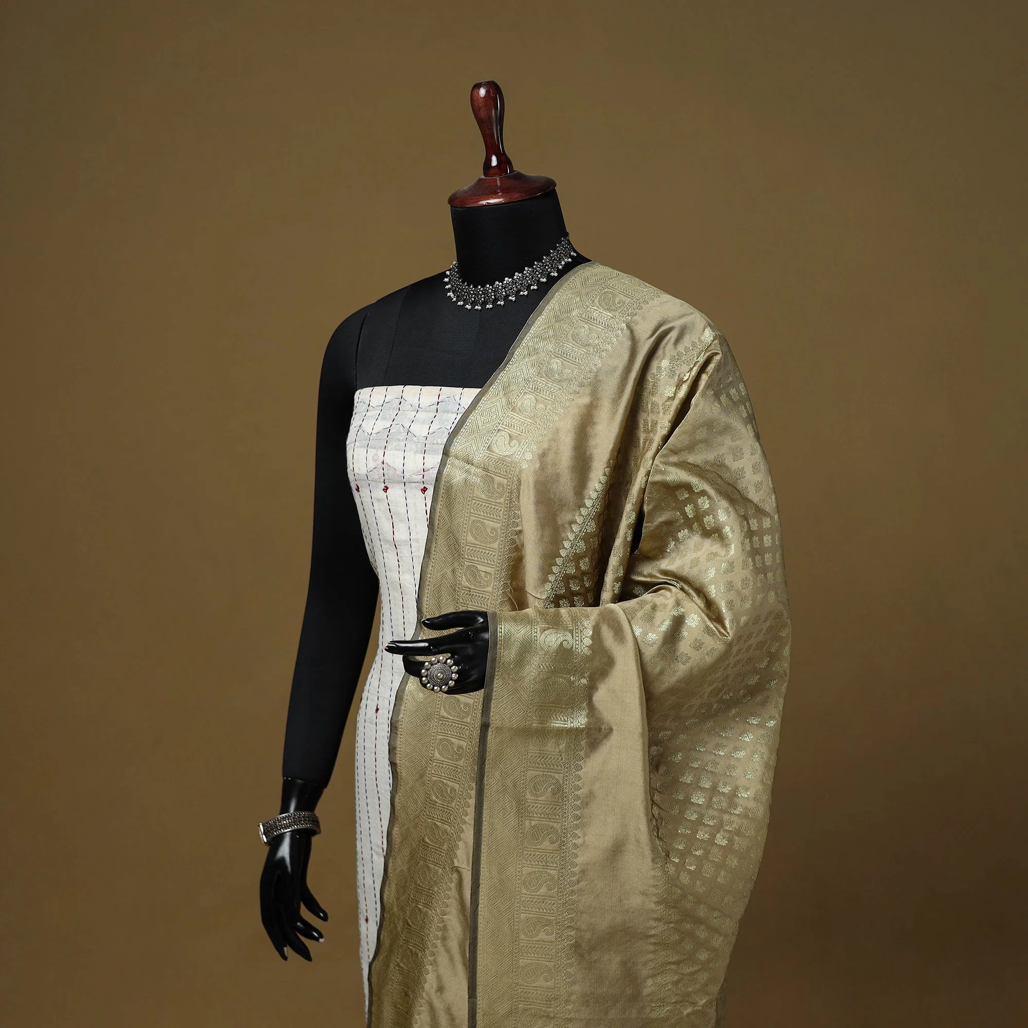 Zari Work Silk Banarasi Dupatta 31 - Image 2